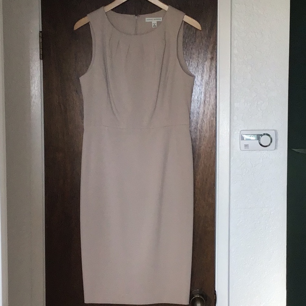 Classic cut dress